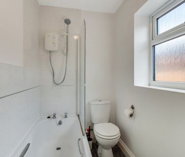 5 Bed Student Accommodation - Photo 4