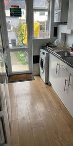 Room in a Shared House, Thornton Heath, CR7 - Photo 3