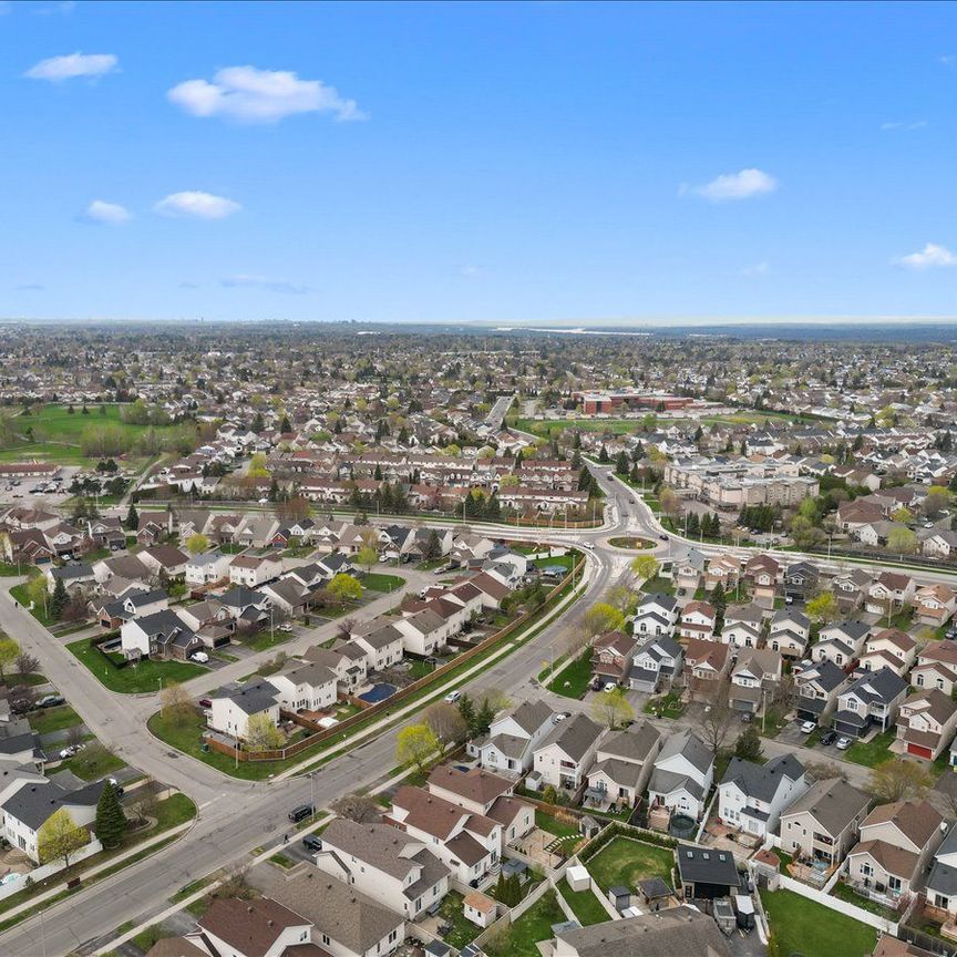 For Lease - 773 Valin Street, Orleans - Cumberland and Area, Ontario - Photo 1