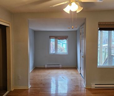 For Lease - 37 Connaught Avenue Unit# Main, Toronto, Ontario - Photo 2