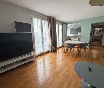 Location Appartement 2 pièces 51m² - Photo 3