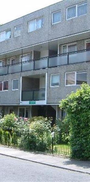 4 bedroom flat to rent - Photo 1