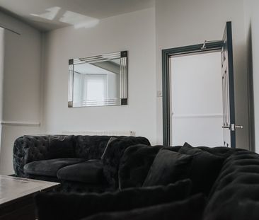 5 Bed Terraced House, Boswell Street, L8 - Photo 1