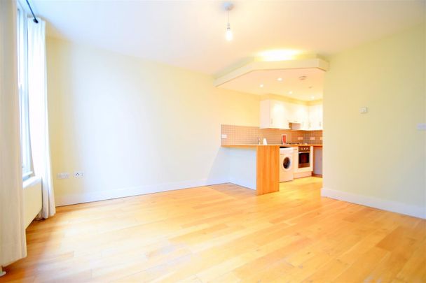 1 Bed Flat, Evering Road, E5 - Photo 1