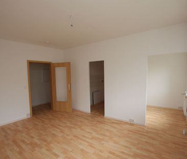 Kuschelige 1-Raum-Wohnung mit Balkon und Aufzug sucht neuen Bewohner - Photo 1