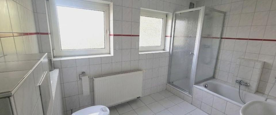 4,5-Zimmer Wohnung möbiliert mit Garten & Stellplatz - auf Zeit! - Photo 1