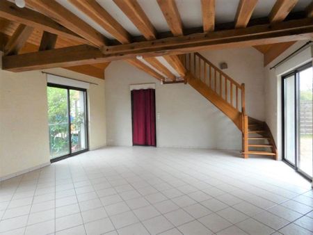 Location maison 6 pièces, 140.00m², Chilleurs-aux-Bois - Photo 2