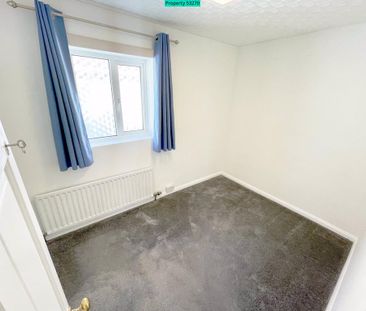 4 bedroom detached house to rent - Photo 4