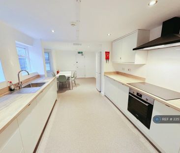 6 bedroom terraced house to rent - Photo 3