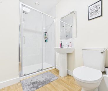 2 bedroom property to rent - Photo 6