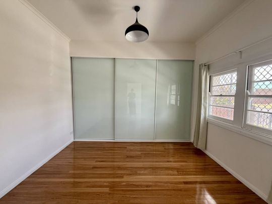 Charming Renovated Family Home in Morts Estate - Photo 1