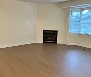 For Lease - 490 Veterans Drive Unit# 34, Barrie, Ontario - Photo 1