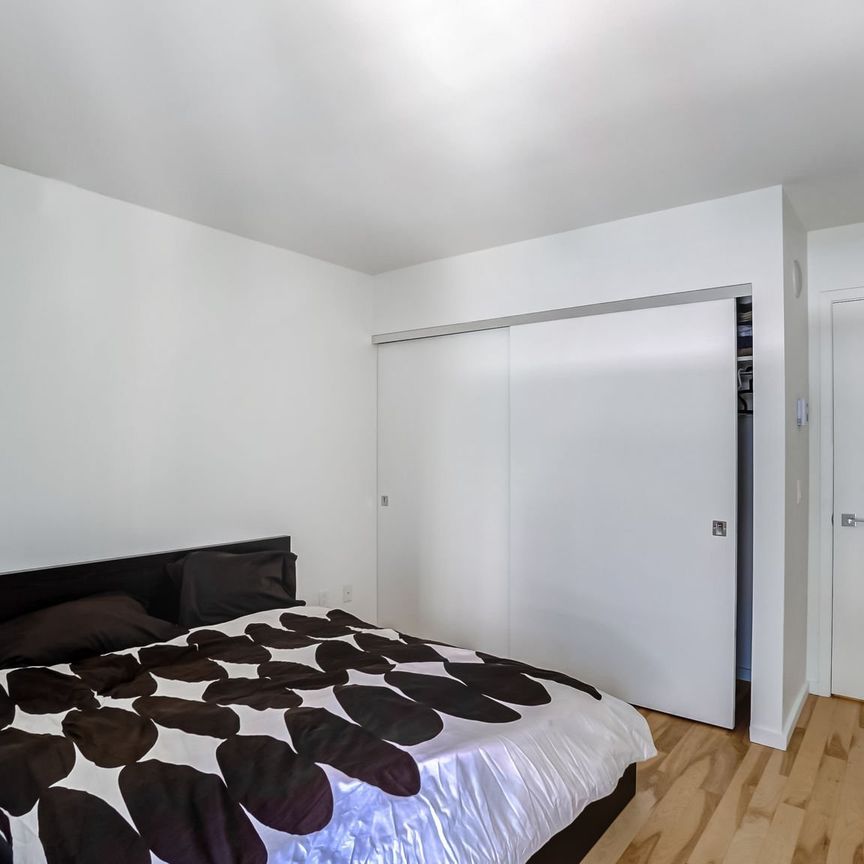 Condo for rent, Montréal (Ville-Marie) - Photo 1