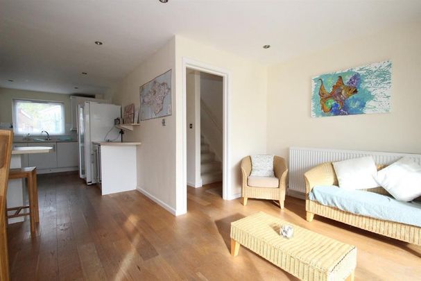 3 bedroom townhouse to rent - Photo 1