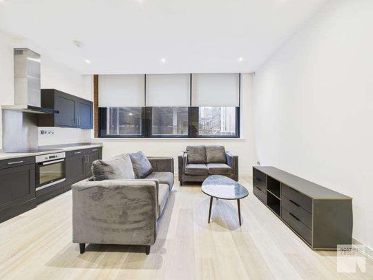 :: Gramercy House, M1 - Photo 1