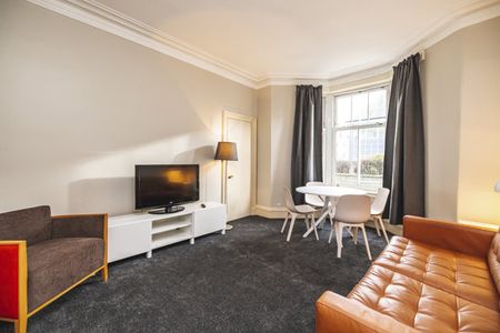 Flat 2, 4 Whitehall Place, AB25 2NX, Aberdeen - Photo 5