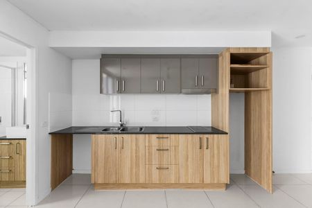 MODERN STUDIO, CONVENIENT LOCATION - DON'T MISS OUT! - Photo 2