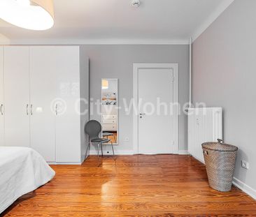 Tolle Altbauwohnung mit 2 Schlafzimmern und Balkon im beliebten Hamburg-Ottensen - Photo 3