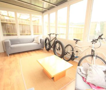 1 bedroom in a house share to rent - Photo 4