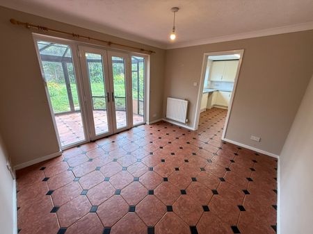 4 bedroom house to rent - Photo 2