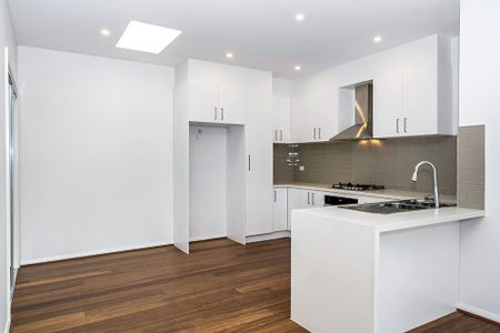 Brand New 2-Bedroom Unit in the Heart of Pascoe Vale - Photo 3