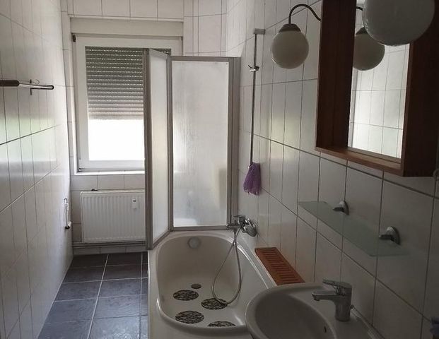 Wohnen in ländlicher Umgebung – günstige, modernisierte 4 Zimmer - Photo 1