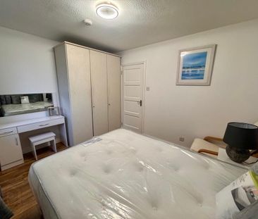 Apt 11 Ascot House, Windsor Avenue North, Belfast, BT9 6EL - Photo 4
