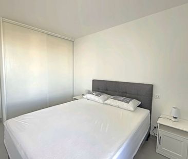 Appartement à louer 2 pièces • Marseille 8 - Photo 5