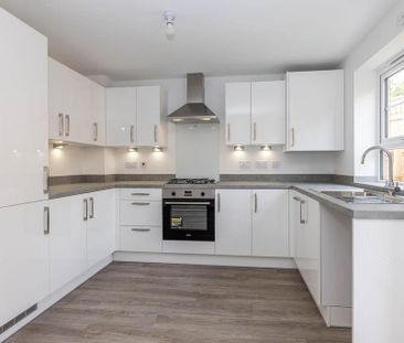 3 bedroom end of terrace house to rent - Photo 6