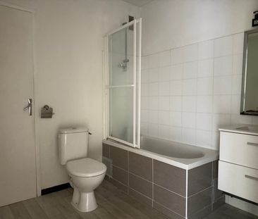 Location Appartement 2 pièces 58m² ST ANDRE LES VERGERS 10120 - Photo 6