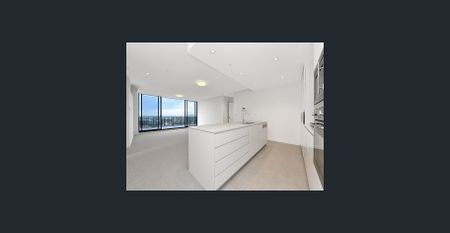 As new penthouse apartment with breathtaking district & water views - Photo 4