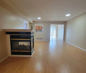 For Lease - 116 Oceanpearl Crescent, Whitby, Ontario - Photo 4