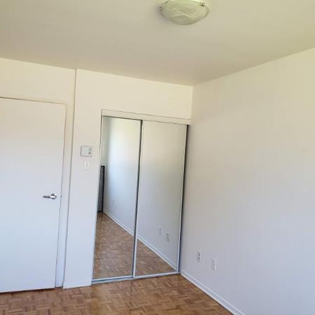 2 CH - 1 SDB - Laval - $1,375 /mo - Photo 4