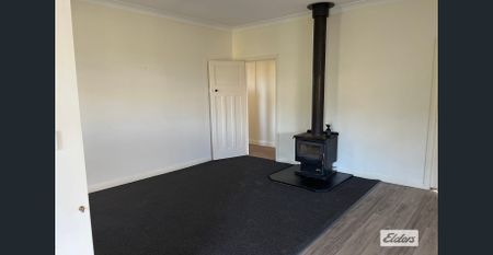 Charming Country Farmhouse Less Than 10 Minutes to Moruya! - Photo 2