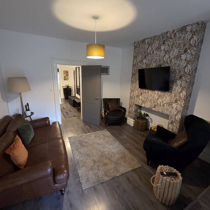 Blenheim Park Road, South Croydon, CR2 6 - Photo 1