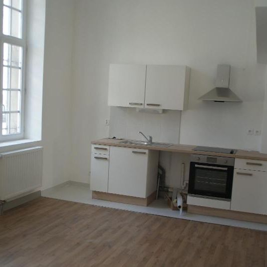 Location Appartement 3 pièces 55m² CAMBRAI 59400 - Photo 1