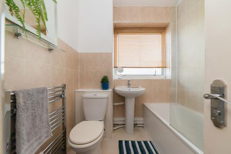 1 bedroom flat to rent - Photo 5