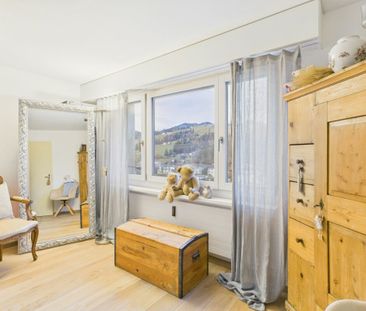 Hoch hinaus - Lichtdurchflutete Wohnung mit Weitblick - Photo 3