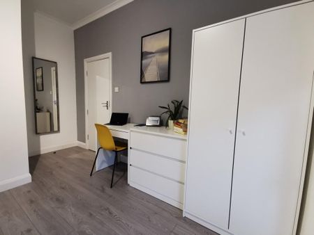 1 bedroom in a house share to rent - Photo 5