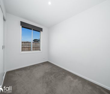 Newly Renovated Home in the Heart of Bridgewater - Photo 6