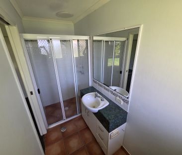 5 Marlin Court, Andergrove QLD 4740 - House For Rent | Domain - Photo 6
