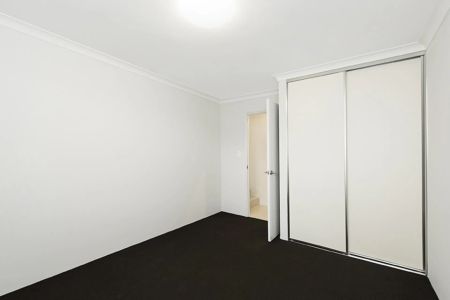 MODERN FAMILY HOME! - Photo 5