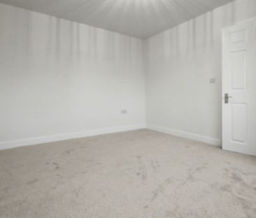 Golborne Road, Wigan - Photo 2