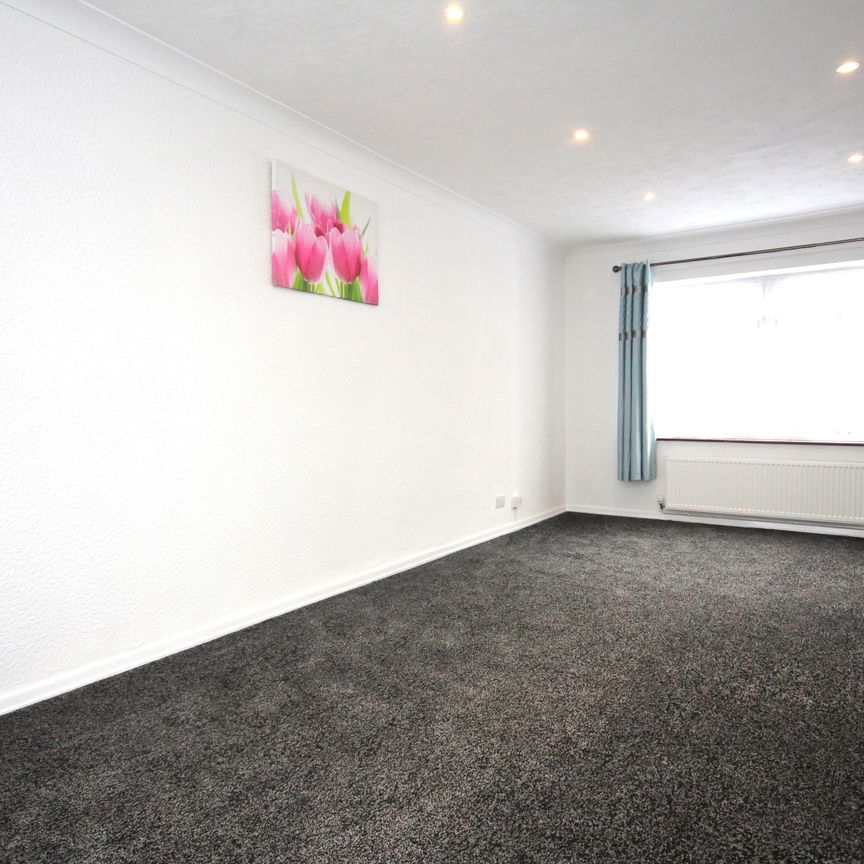 Blackpool Road, Ashton-on-Ribble - Photo 1