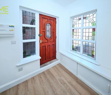 3 bedroom flat to rent - Photo 5