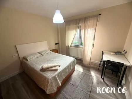 Calle Doña Francisquita, Madrid, Community of Madrid 28041 - Photo 4