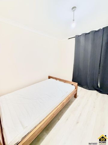 3 bedroom flat to rent - Photo 4