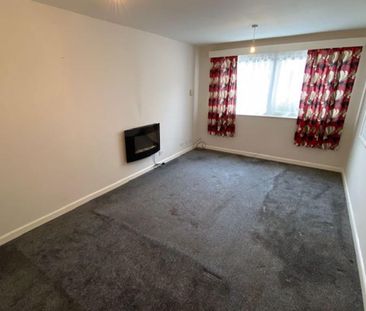 2 bedroom maisonette to rent - Photo 3