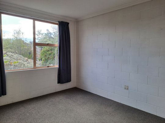 Two bedroom unit - Photo 1