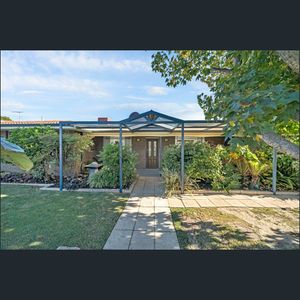 33 Gregory Ave, Padbury, WA 6025 - Photo 3